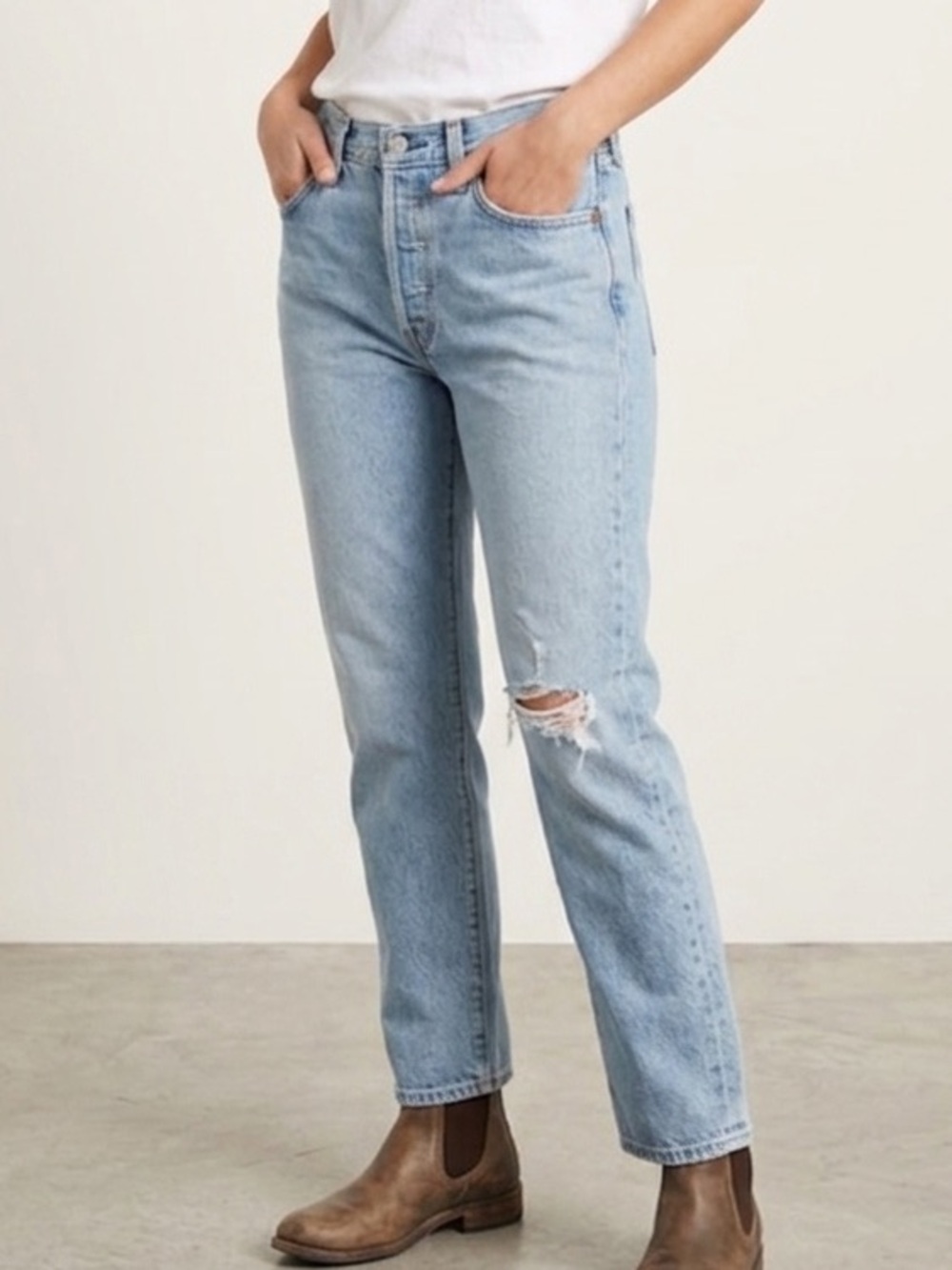 Levi's 501 Distressed Straight Leg Denim Jeans Button Fly Size 29